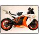 Grip de Réservoir TECHSPEC RC8, RC8R 2008-2015