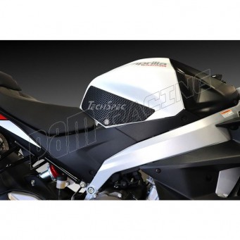 Grip de Réservoir TECHSPEC RS457 2024-2026
